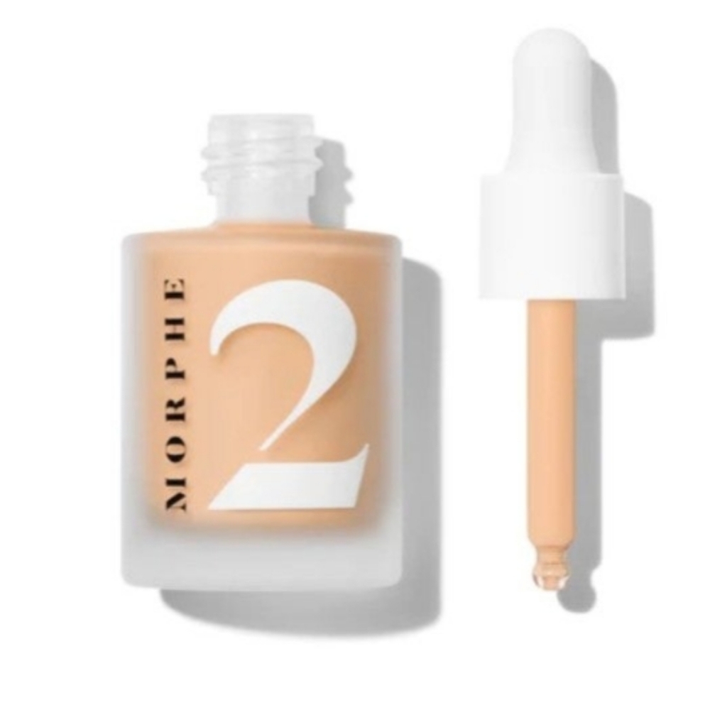 Morph hint of skin tint in hint of Almond.SOLD